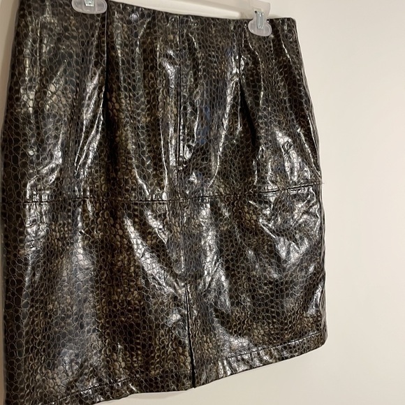 NWT Edgy Reptile Skirt Chicos Design Croc Retro Brown 12 90s Y2K Mini Faux - Picture 8 of 13